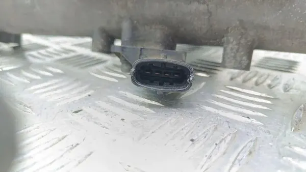 Collecteur d'admission OPEL ZAFIRA B 1.9L diesel 2007 55210201 image 8