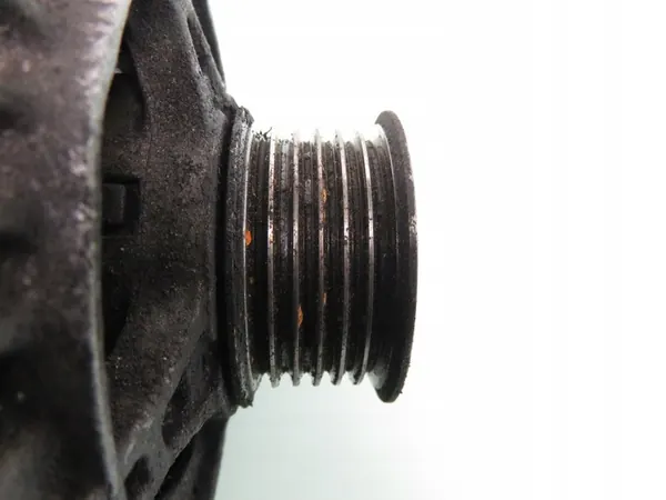 Ford C-MAX 1.6 16V Vaihtovirtageneraattori image 8