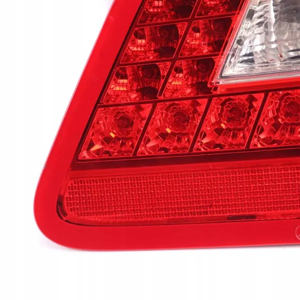 Mercedes W212 Rechter Achterlicht OEM A2129060258 image 6
