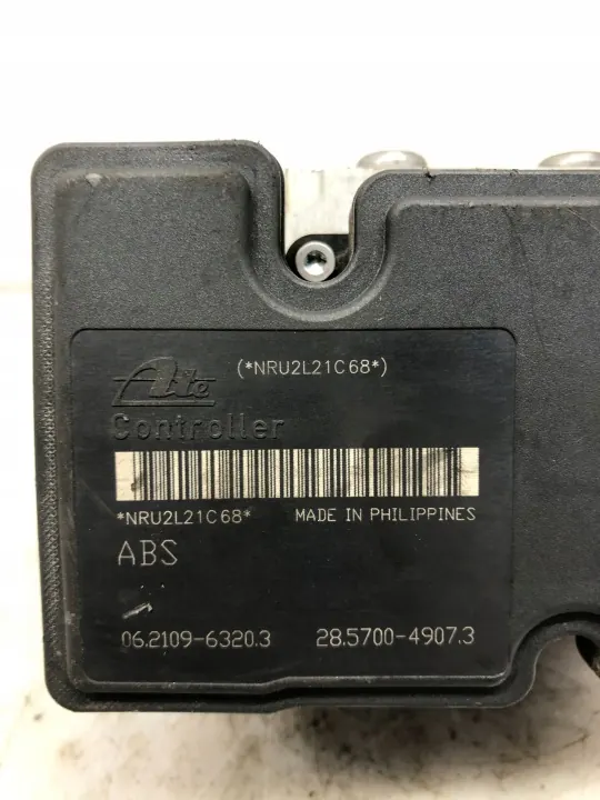 Controlador Bomba ABS OEM 06.2109-6320.3 68K0BE image 3