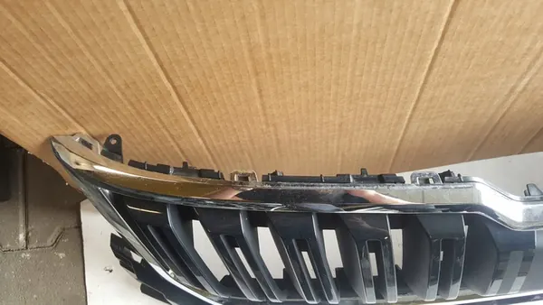 Skoda Kodiaq Grill 565853653A image 5