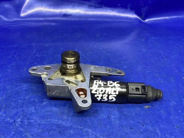 OEM 06B103741D Nokkenasregelaar voor Audi A4 S4 B6 image 4
