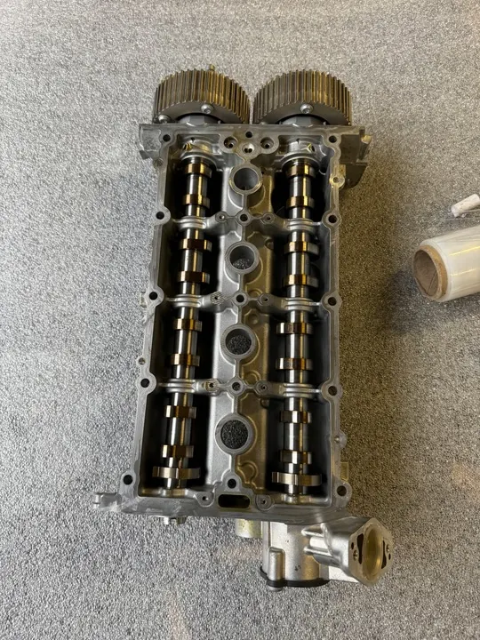 Cabeza de cilindro SKODA OCTAVIA IV RS 1.4 TSI PHEV OEM image 4
