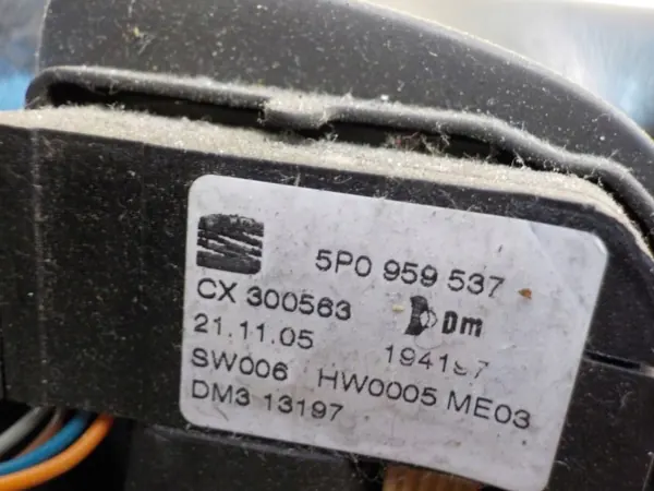 Ohjauspyörä SEAT Leon 2 1.9 TDI OEM 5P0959537 image 6
