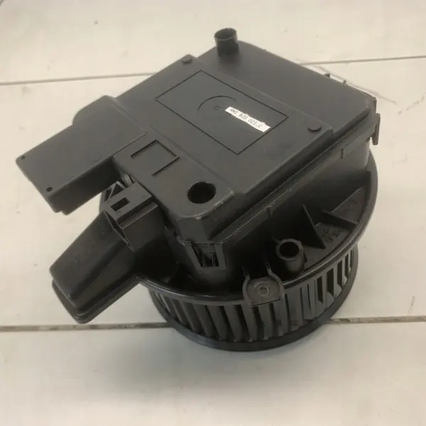Ventilador de aquecimento AUDI Q7 4M A4 A5 8W 2017 image 2