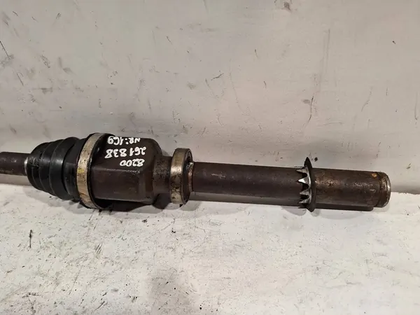 Höger fram drivaxel Renault Clio III 1.6 16V image 2