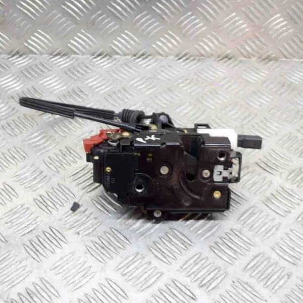 Vorderer linker Türschloss VW Phaeton 5.0L 3D1837015A image 3