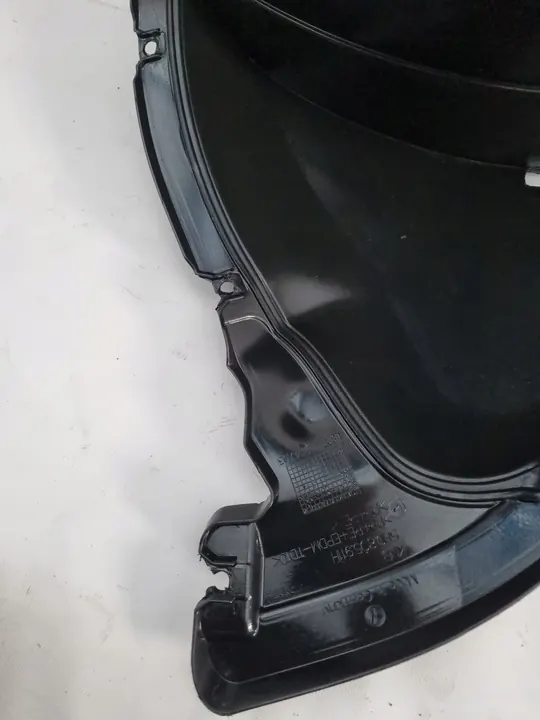 VW Golf VIII Left Front Wheel Arch 5H0805911H image 3