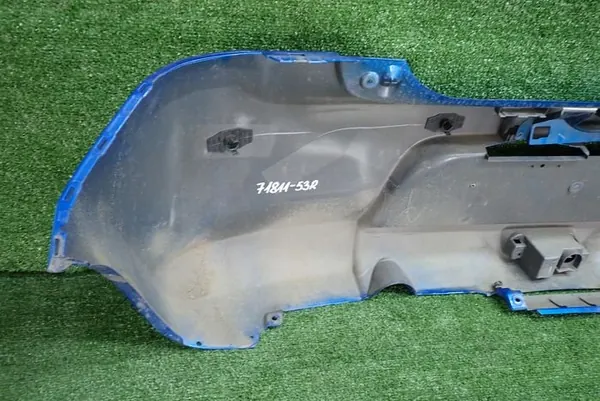 Parachoques trasero Suzuki Swift MK8 OEM 71811-53R image 9