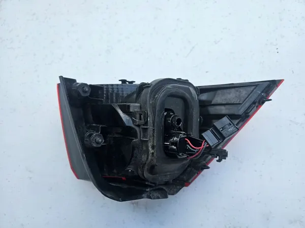 Luz trasera derecha original VW GOLF VII HB 12-16 image 2