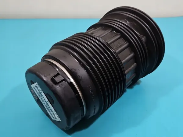 Porsche luftfjädring 97033353332 - Begagnad del image 2