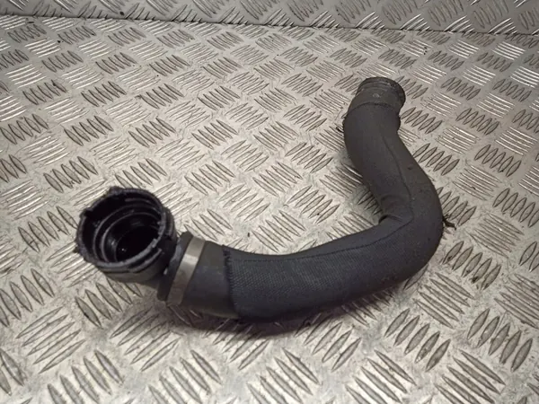 Jäähdytysputki AUDI A6 2.7L Diesel 2005 4F0121055J image 3