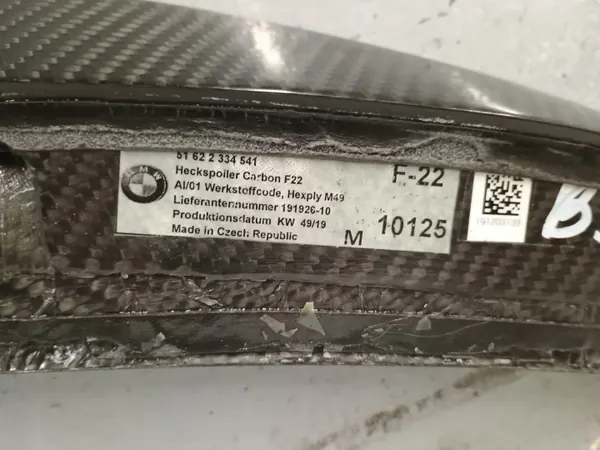 Aileron Carbone BMW M2 F87 CS OEM 51622334541 image 4