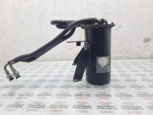 Polttoainesuodatin kotelo OEM 3C0130295A VW Passat B6 image 3