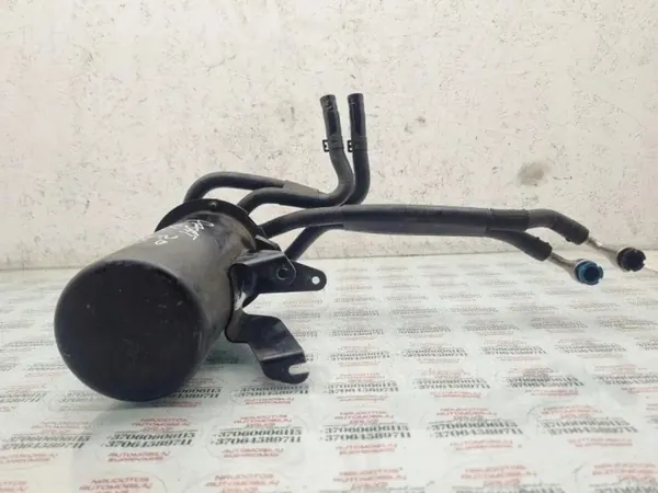 Polttoainesuodatin kotelo OEM 3C0130295A VW Passat B6 image 6