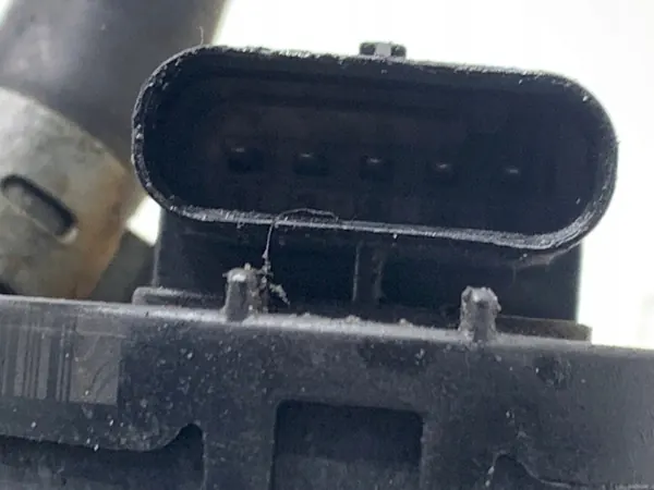 EGR-venttiili OEM A6421401060 Mercedes S212:lle image 4