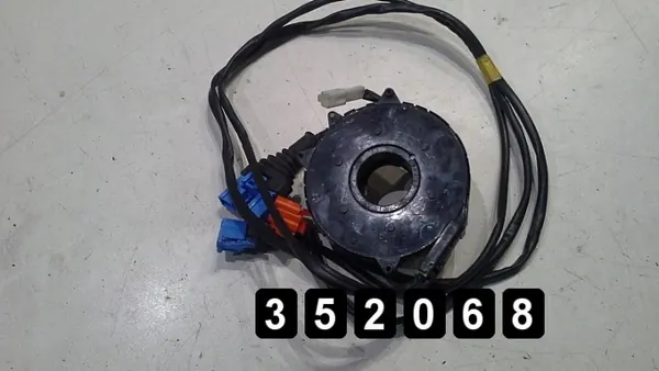 Mazda glijring OEM AM-352068 - Gebruikt onderdeel image 2