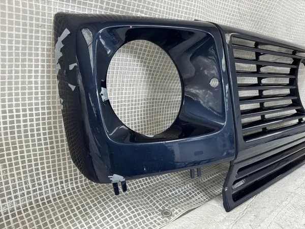 Höger grill MERCEDES GKLASA W463 image 2