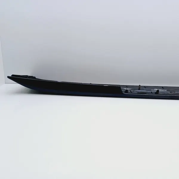 Spoiler arrière Mercedes Benz W203 OEM image 7