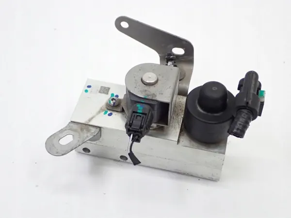 MG OEM 10893390 AC-expansionsventil för MG4 EV 2023 image 2