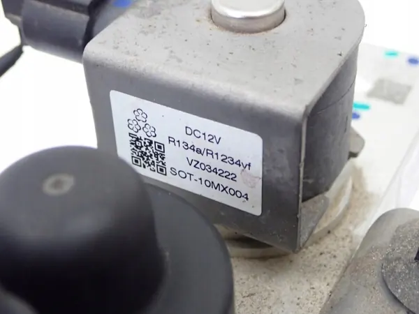 MG OEM 10893390 AC-expansionsventil för MG4 EV 2023 image 4