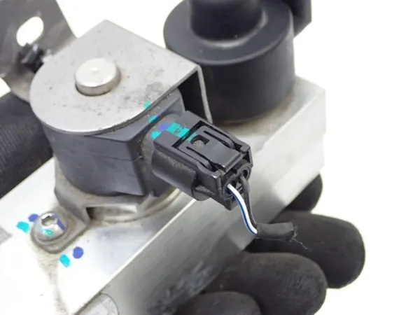 MG OEM 10893390 AC-expansionsventil för MG4 EV 2023 image 5