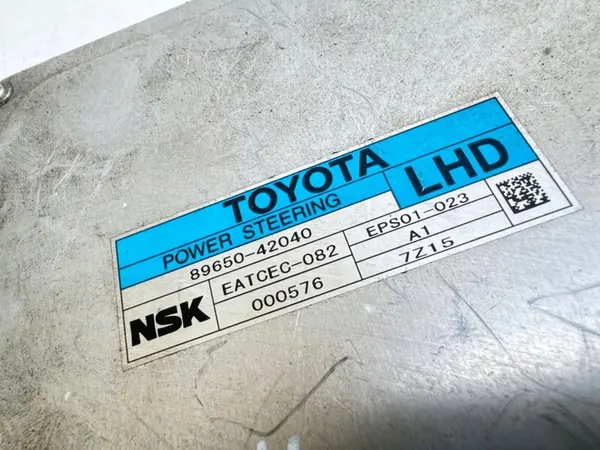 Ordinateur de moteur ECU TOYOTA RAV 4 III 8965042040 image 4