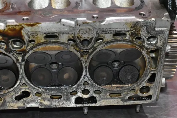 Motor Kop 24461591 Opel Astra 3 III H 1.6 16V image 9