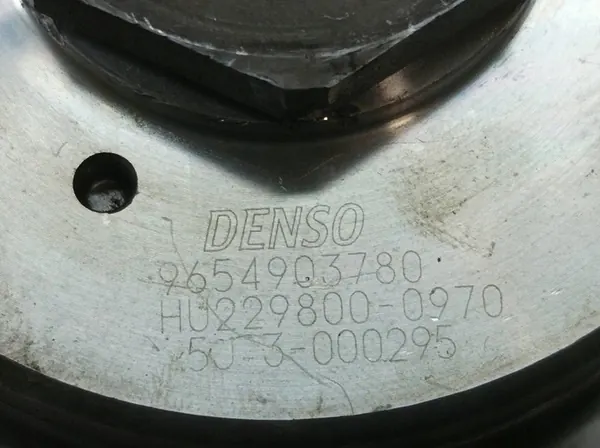 Engranaje de distribución 9654903780 2.0 16V Peugeot 407 I image 4