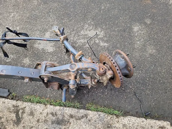 IVECO DAILY 06-14 C65 C70 Assemblaggio Sospensione Anteriore image 3