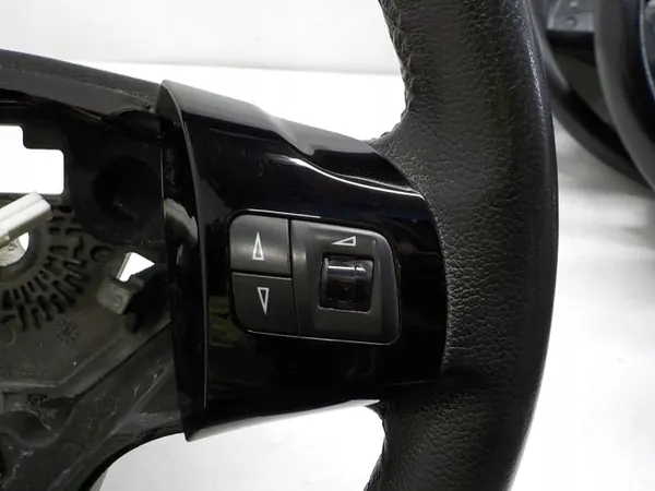 Volant Cuir Opel Corsa D OEM 13230289 K75 image 5