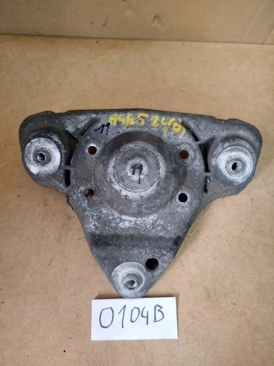 Soporte amortiguador derecho OEM 100 para Audi A4 B5 image 2
