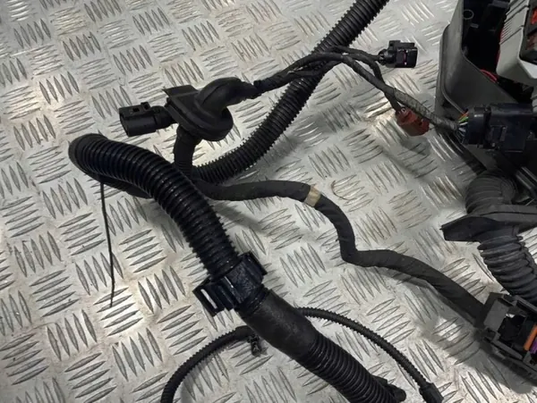 Harness Ventilador Motor OEM 4L1971072MG Audi Q7 image 3