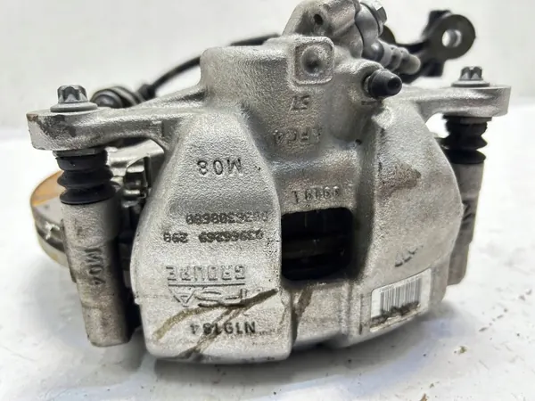 Pivot de direction avant droit OEM 983741 pour Opel Corsa F image 3