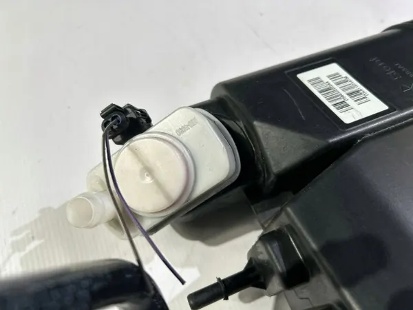 Kraftstoffdampf-Kohlefilter OEM 68322222 Dodge Durango image 3