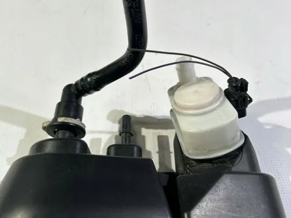 Kraftstoffdampf-Kohlefilter OEM 68322222 Dodge Durango image 5