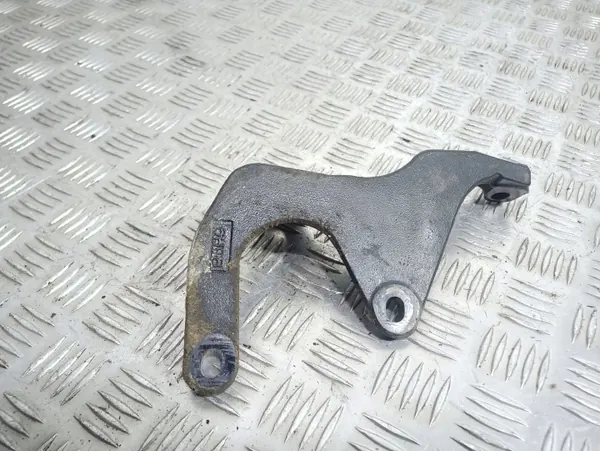 Volvo XC90 Vorderes Differentiallager OEM 30735708 image 3