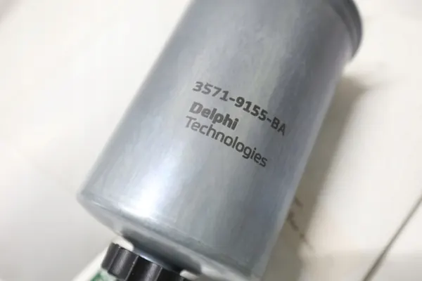 Filtro de combustible OEM 3571-9155-BA para Ford - Usado image 3