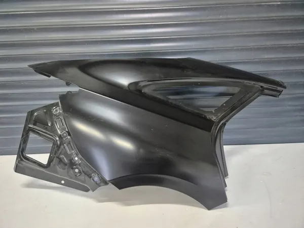 Painel lateral direito traseiro OEM 2465545825 KIA Pro Cee'd III image 9