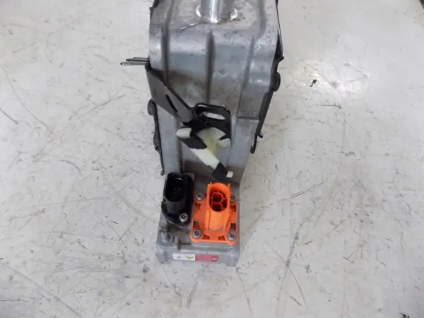 Intercambiador de calor calefacción Audi Q4 e-tron OEM 1EE963231 image 4