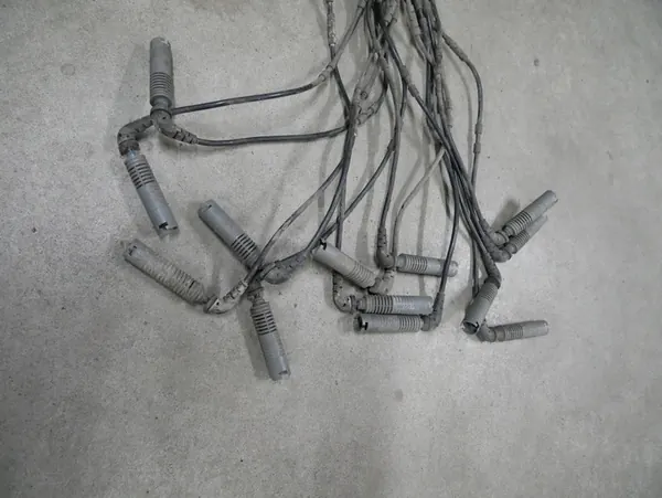 Sensor ABS traseiro BMW E46 Conector cinza 1164370 image 2