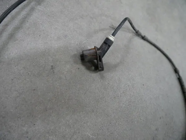 Sensor ABS traseiro BMW E46 Conector cinza 1164370 image 6