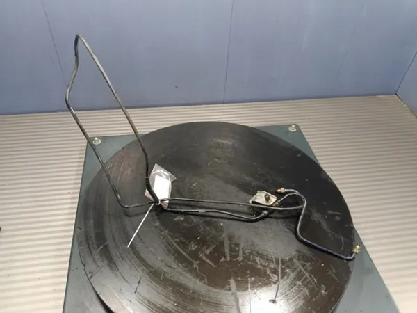 Tesla Model S Luchtveringleiding OEM 1007844-00-B image 3