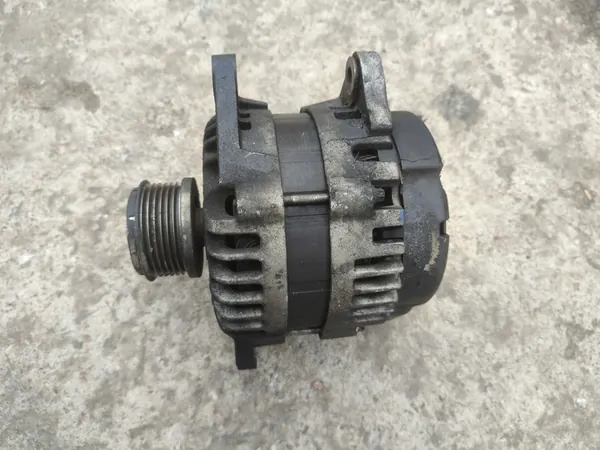 Vaihtovirtageneraattori Opel Meriva B Zafira B Astra H Corsa D 1.7CDTi image 3