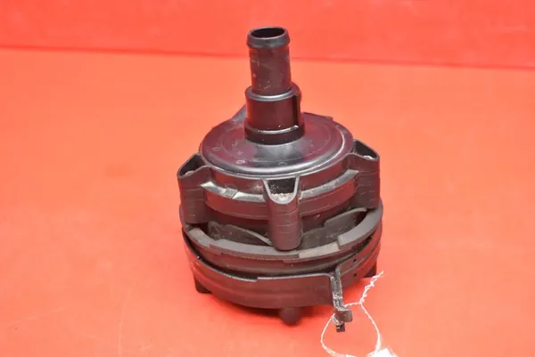 Vattenpump 13597899 Opel Ampera-E 204 HK 17-20 image 2