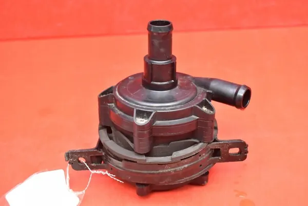 Vattenpump 13597899 Opel Ampera-E 204 HK 17-20 image 3