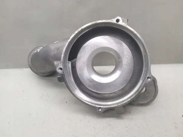 Carcaça do Turbocompressor Biturbo W205 C220 2.2 CDI OEM image 3