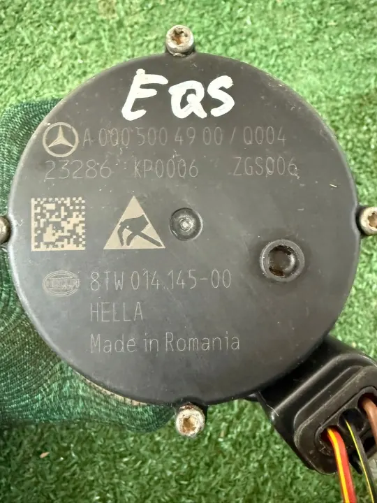 Mercedes-Benz EQS waterpomp OEM A0005004900 image 4