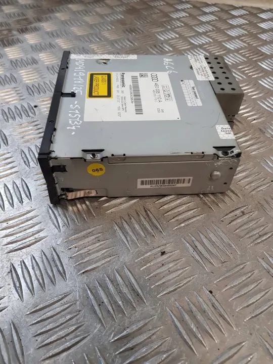 Audi A6 C6 CD-wisselaar OEM 4E0035110A 4E0910110C image 5