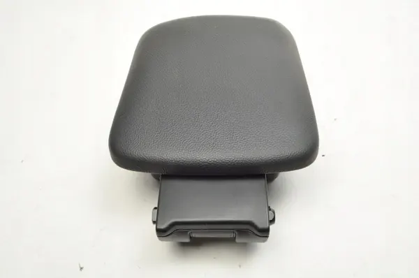 Accoudoir en cuir OEM 256876 pour Volvo C30/S40/V50/C70 image 4